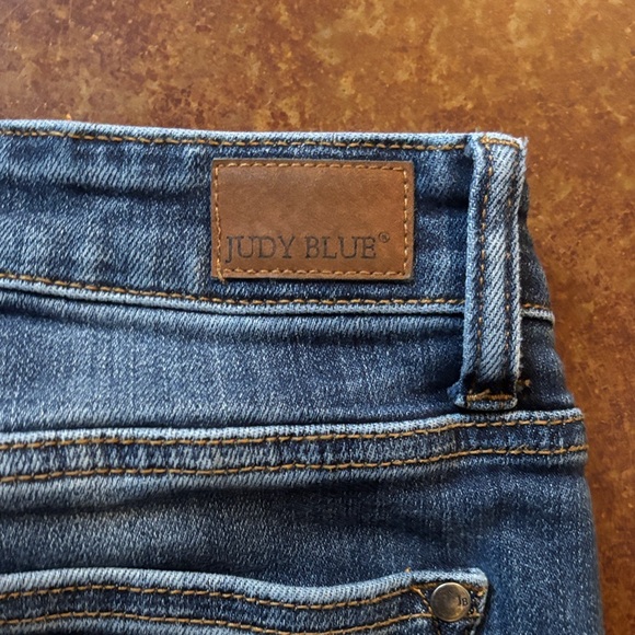 Judy Blue Dark Wash Straight Leg Jeans - Picture 4 of 5